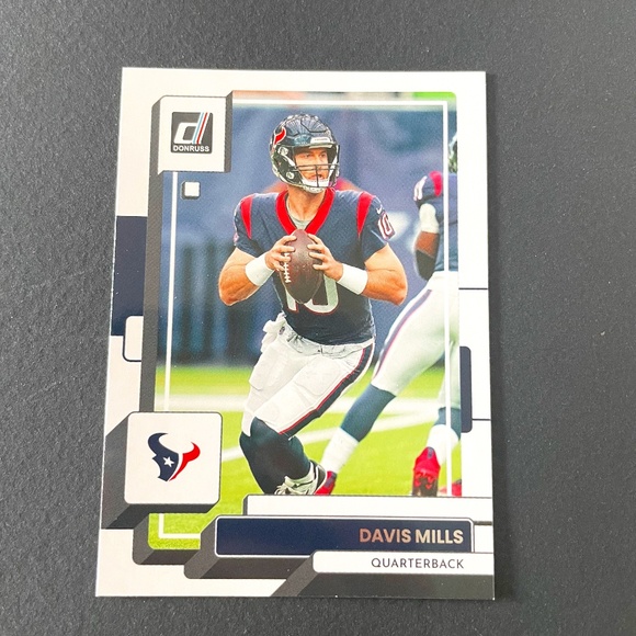 Davis Mills: Houston Texans, Quarterback 2022 Panini Donruss Football #41 - Picture 1 of 2